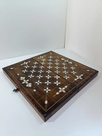 Sedef Kakma Telkari Işlemeli El Işçiliği Büyük Boy Damalı Ahşap Tavla - Açık Renk (25X50 Cm)