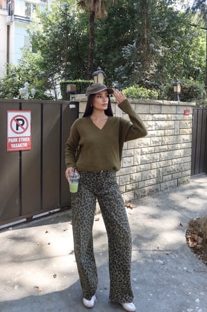 V Yaka Oversize Triko Kazak — Yeşil