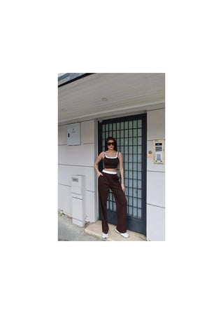 Modal Kumaş Askılı İkili Takım, Crop Top ve Pantolon Seti, Beyaz Şeritli Detaylı