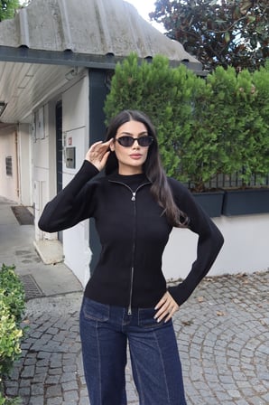 Fitilli Triko Dik Yaka Fermuarlı Hırka — Siyah
