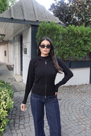 Fitilli Triko Dik Yaka Fermuarlı Hırka — Siyah