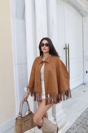 Süet Kumaş Püsküllü Pelerin Taba