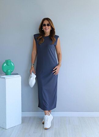 Buyers Butik Kadın Pamuklu Kumaş Vatkalı Midi Boy Elbise