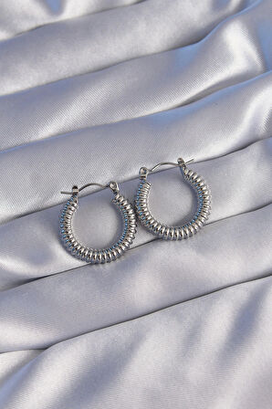 Buyers Butik 316L Çelik Gümüş Renk Oval Tasarımlı Tırtıklı Küpe