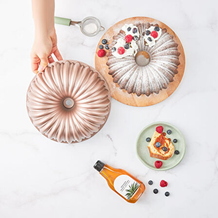 Karaca Cake Pro Dilimli Rosegold Döküm Kek Kalıbı