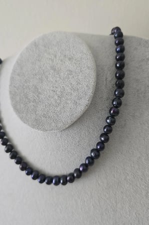 5 MM GERÇEK SİYAH İNCİ KOLYE