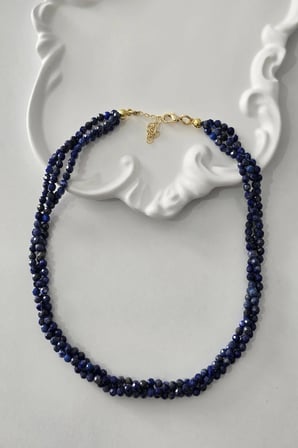 SERTİFİKALI 3 MM FASET KESİM LAPİS LAZULİ DOĞALTAŞ KOLYE (3 SIRA )