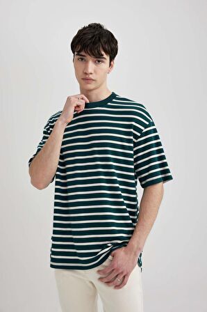 DeFacto Boxy Fit Bisiklet Yaka Çizgili Kısa Kollu Ağır Kumaş Tişört B5910AX24SPKH225