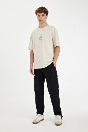 DeFacto Yazlık Pantolon Wide Leg Bol Rahat Kesim Kargo Cepli Paraşüt Geniş Bol Paça C9156AX24AUBK81