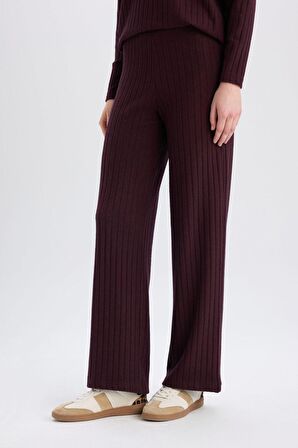 DeFacto Wide Leg Geniş Paça Eşofman Altı Normal Bel Fitilli Kaşkorse Kumaş Basic Düz B2405AX25SPBR115