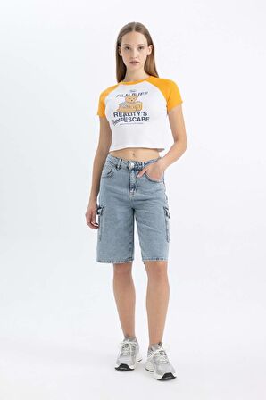 DeFacto Coool Fitted Bisiklet Yaka Baskılı Fitilli Kaşkorse Kısa Kollu Tişört C5720AX24SMOG71