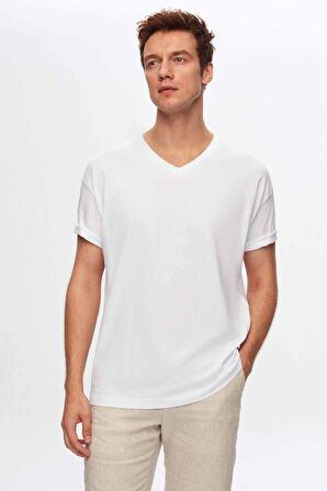 Beyaz V Yaka %100 Pamuk T-shirt 4HC141996755M