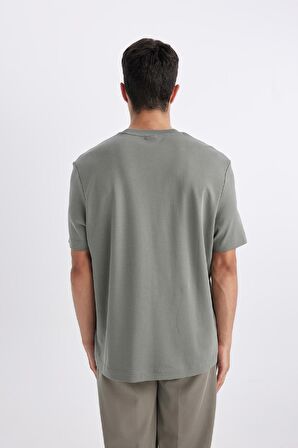 DeFacto Oversize Geniş Kalıp Bisiklet Yaka Kısa Kollu Ağır Kumaş Basic Düz Tişört A7808AX24SPGN928