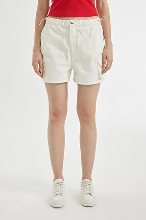 DeFacto Coool %100 Pamuk Regular Fit Normal Bel Kısa Paça Gabardin Şort A3688AX24HSER232