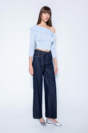 DeFacto Slim Fit Dar Kesim Omuzu Açık Basic Düz Uzun Kollu Bluz D4559AX24AUBE745
