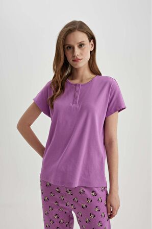 DeFacto Regular Fit Bisiklet Yaka Kısa Kollu Casual Pijama Üstü-Fall in Love Z5331AZ24SPPR489