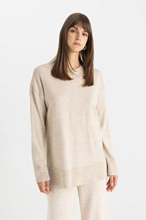 DeFacto Regular Fit Bisiklet Yaka Yırtmaçlı Basic Düz Triko Kazak Tunik C5165AX24AUBG646