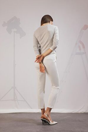 DeFacto Klasik Chino Kumaş Pantolon Normal Bel Basic Düz Cepli Bilek Boy C1429AX25SPWT32