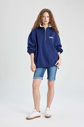 DeFacto Oversize Geniş Kalıp Yarım Fermuarlı Nakışlı Kalın Sweatshirt C4581AX24SMNV42