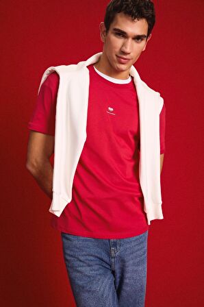 DeFacto %100 Pamuk Regular Fit Bisiklet Yaka Kalp Baskılı Kısa Kollu Kırmızı Tişört D5156AX25SPBR493