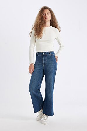 DeFacto Culotte Yüksek Bel Kısa Geniş Paça Jean Yıkamalı Pantolon D4327AX24AUNM34