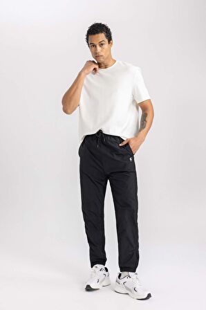DeFactoFit Jogger Eşofman Altı Standart Fit Dokuma Çift Cepli B4777AX24SPBK81