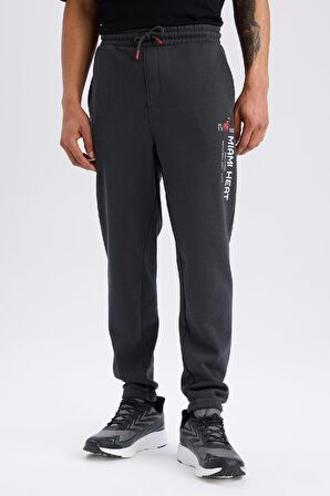 DeFactoFit NBA Miami Heat Kalın Jogger Eşofman Altı Standart Fit Beli Bağcıklı Cepli A9841AX24AUAR231