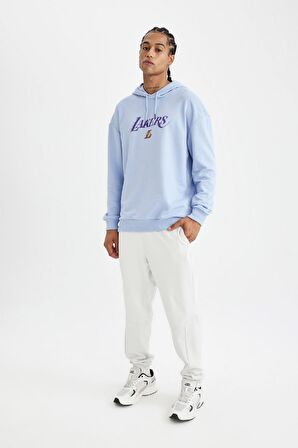 DeFactoFit NBA Los Angeles Lakers Comfort Fit Kapüşonlu Sırt Baskılı Sweatshirt B3893AX24SPBE571