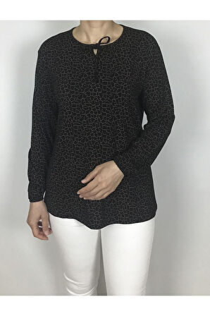 KADIN DESENLİ YAKASI İPLİ KOLLARI LASTİKLİ PENYE BLUZ