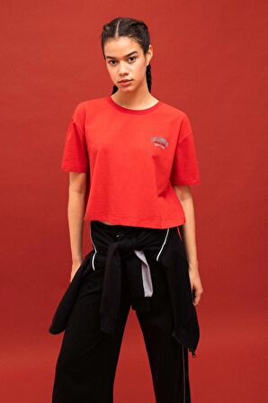 DeFactoFit Crop Bisiklet Yaka Baskılı Sporcu Kısa Kollu Tişört B8981AX24SMRD303