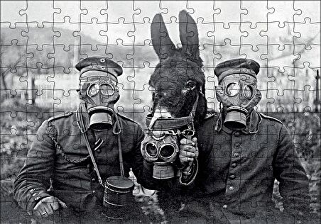Cakapuzzle  Gaz Maskeli Askerler ve Eşek SB Puzzle Yapboz MDF Ahşap