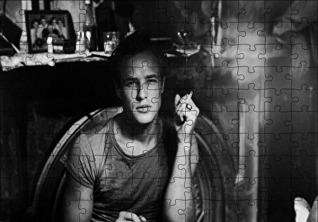 Cakapuzzle  Marlon Brando Genç Sigara İçen Pozu Puzzle Yapboz MDF Ahşap