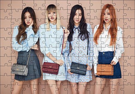 Cakapuzzle  Black Pink Kore Pop Hanım Hanımcık Puzzle Yapboz MDF Ahşap