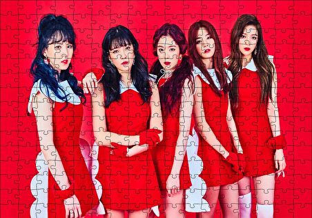 Cakapuzzle  Black Pink Kore Pop Hizmetçi Üniformalı Puzzle Yapboz MDF Ahşap