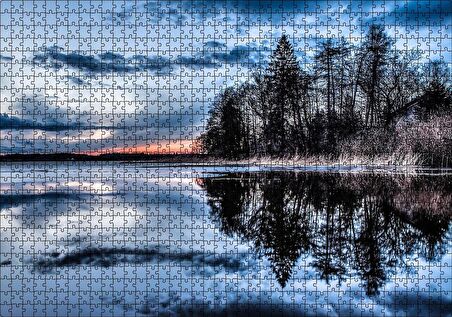 Cakapuzzle  Kıpırtısız Göl Ağaçlar ve Bulutlu Gökler Puzzle Yapboz MDF Ahşap