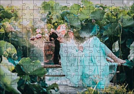 Cakapuzzle  Dev Yapraklar Arasındaki Japon Kız Puzzle Yapboz MDF Ahşap