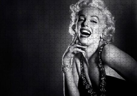 Cakapuzzle  Mutlu Yıllar Marilyn Monroe Görseli Puzzle Yapboz MDF Ahşap