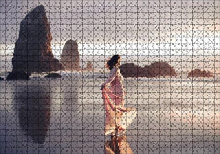 Cakapuzzle Sahilde Kayalıklar ve Pembe Elbiseli Kadın Puzzle Yapboz MDF Ahşap