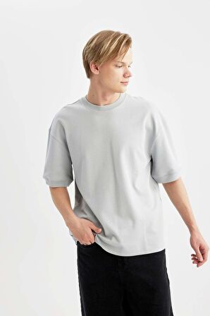 DeFacto Loose Fit Bisiklet Yaka Kısa Kollu Ağır Kumaş Basic Düz Tişört B4844AX24SPGR253