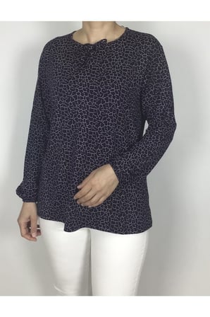 KADIN DESENLİ YAKASI İPLİ KOLLARI LASTİKLİ PENYE BLUZ