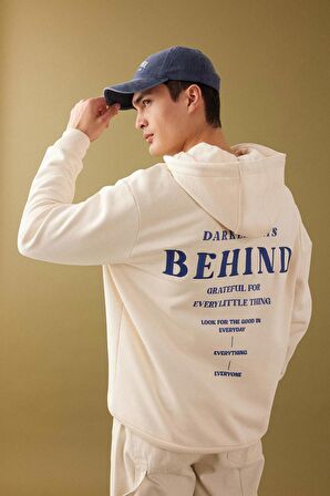 DeFacto Oversize Geniş Kalıp Kapüşonlu Fermuarlı Sırt Baskılı Sweatshirt B4805AX24SPER42