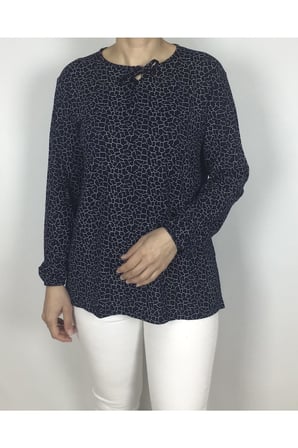 KADIN DESENLİ YAKASI İPLİ KOLLARI LASTİKLİ PENYE BLUZ
