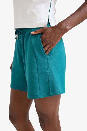 DeFactoFit Standart Fit Sporcu Kısa Paça Şort