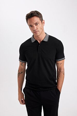 Slim Fit Kıvrılmaz Polo Yaka Kol Bantlı Pamuklu Tişört