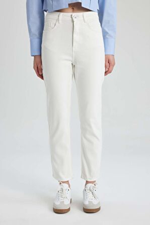 DeFacto Mary Vintage Straight Fit Yüksek Bel Bilek Boy Beyaz Jean Pantolon C1318AX24SMWT1