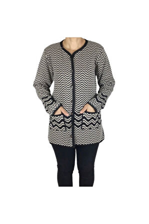 KADIN ÖNÜ DÜĞMELİ CEPLİ DESENLİ KALIN KIŞLIK HIRKA