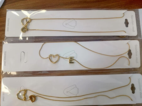 Çelik Kalp Detaylı Gold Renk Harf Kolye