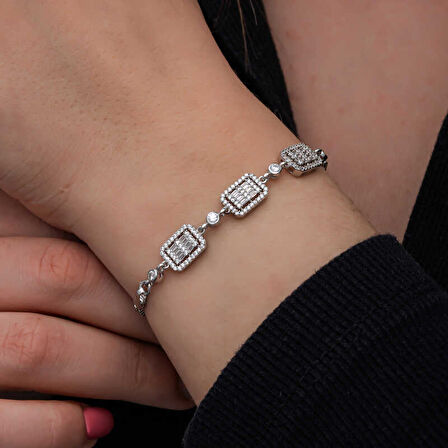 925 Ayar ​Gümüş Baget Taşlı Kadın Bileklik