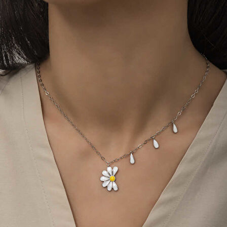 925 Ayar Gümüş Papatya Seviyor Sevmiyor Kadın Gümüş Kolye