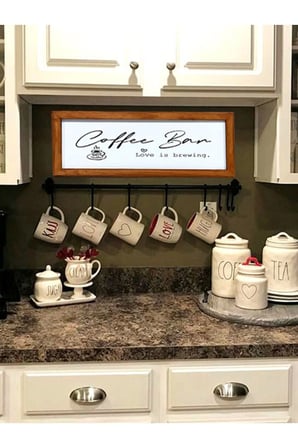 Çay Kahve Köşesi Duvar Dekoru ,coffee Bar Love Is Brewing Beyaz Zeminli Ahşap Çerçeveli Tablo